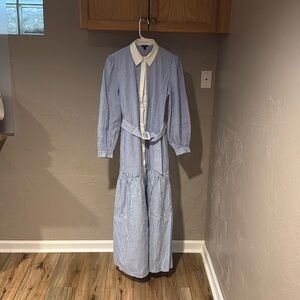 Express Maxi Women’s dress blue white stripe seersucker size small S collar